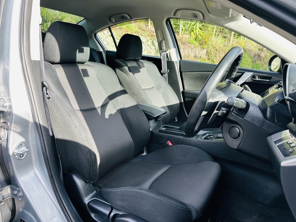 2012 Mazda Axela 20S SPORTS !! SKYACTIVE ENGINE !! Sedan Tiptronic, Silver, 5 seats, New Import, Petrol, 2,000 cc, 75,399 km