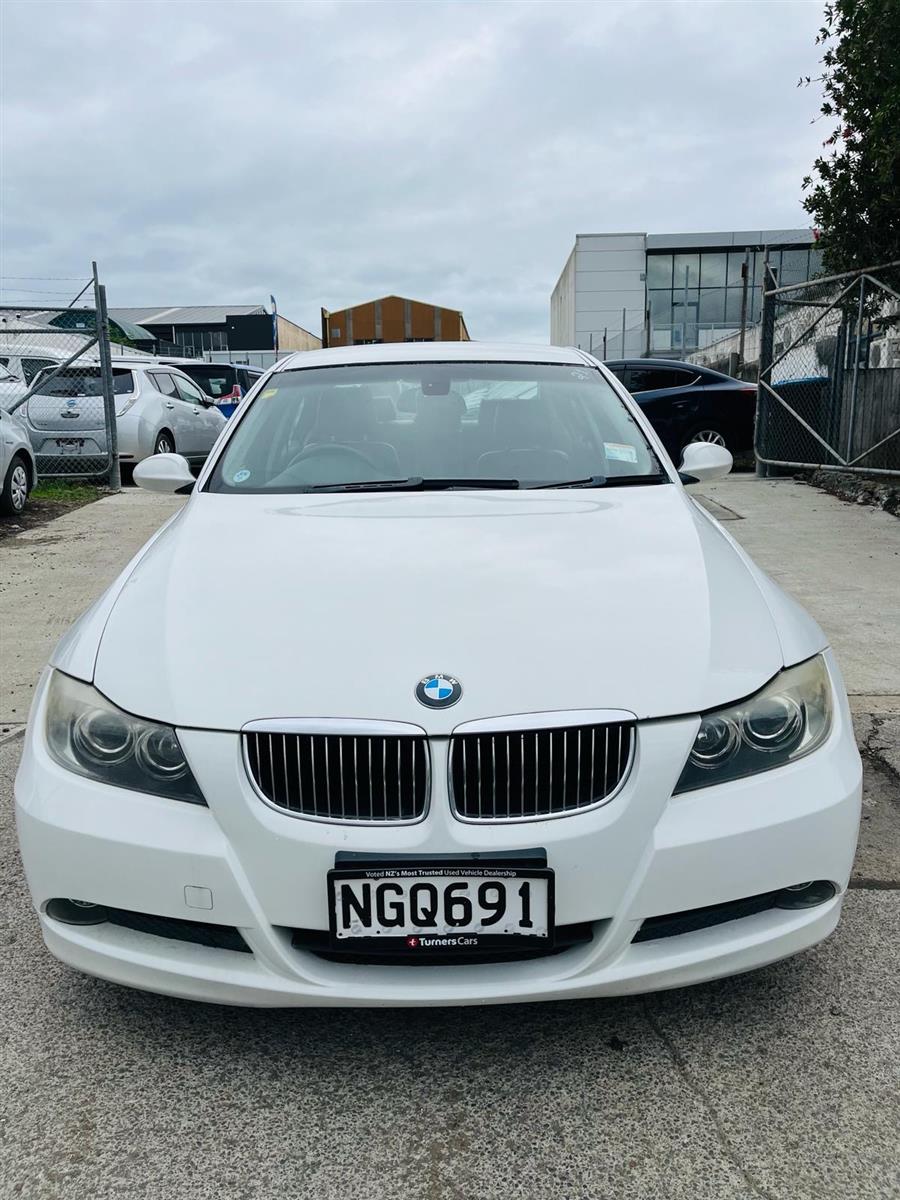2008 BMW 320i DRIVE TO DAY PAY LATER,PAYMENTS STARTS AFTER 3 MONTHS,LIMITED OFFER ONLY Sedan Automatic, White, 5 seats, Petrol, 2,000 cc, 102,000 km