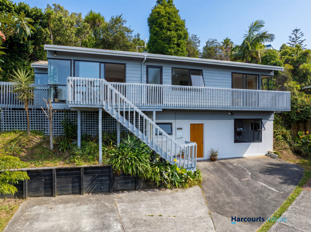 Once over 13 years, Must sell, Owners moving to Brisbane, 150m2 4 beds 2 baths house with Great Reserve Views, zoned for Glamorgan School, Northcross Intermediate, Long Bay College, 2/27 Flavia Close, Torbay, Auckland