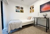 Auckland Girls’ Grammar school zone, 47m2 Freeholdand fully furnished 2 beds 1 bath 1 car park apartment with park views, within walking distance to Sky Tower, Aotea Centre, universities, and all key amenities. B03/369 Queen Street, City Centre, Auckland