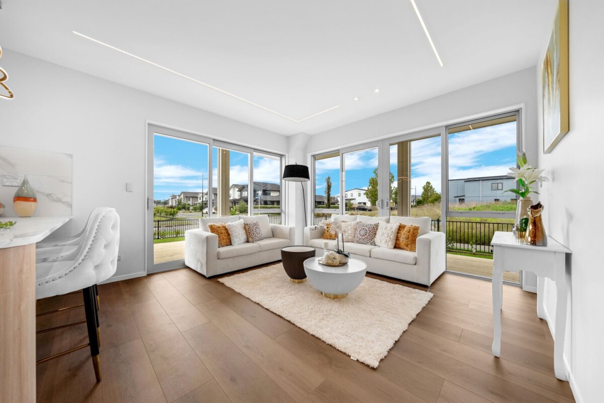 253m2 Brandnew 5 beds 4 baths house with double garage on 345m2 section, close to reserves, cafés, schools, and with easy motorway access, 50 Hari Road, Karaka, Auckland