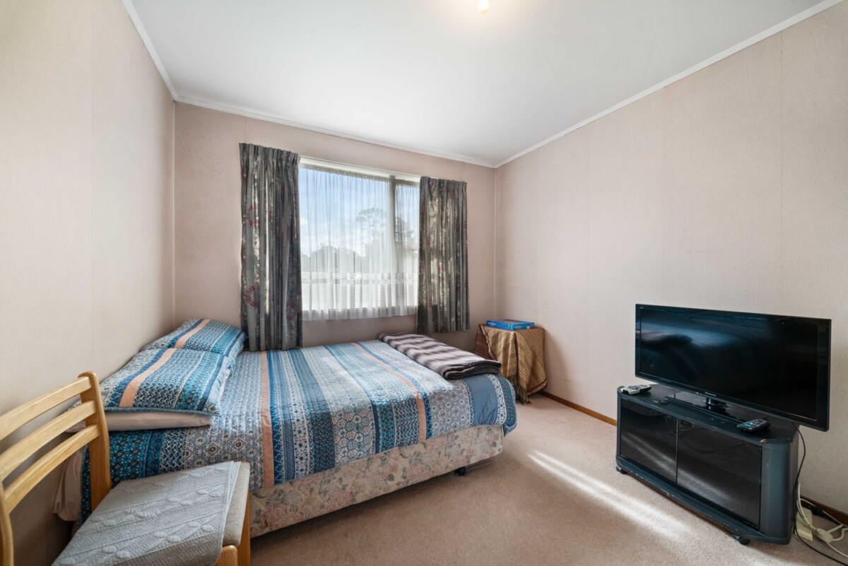 Once over 50 years, 3 beds 1 bath house on 675m2 section, For the very first time since the 1970s, 80 Riverpark Crescent, Henderson, Auckland
