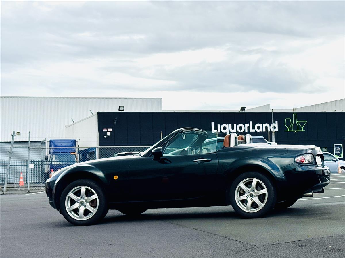 2007 Mazda Roadster MX-5 VS Hardtop Full Leather Convertible Automatic, Green, 2 seats, Petrol, 2,000 cc, 182,000 km