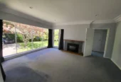 For rent, 5 beds 1 bath house with double garage, Available Now, 45A Wallace Road, Papatoetoe, Auckland