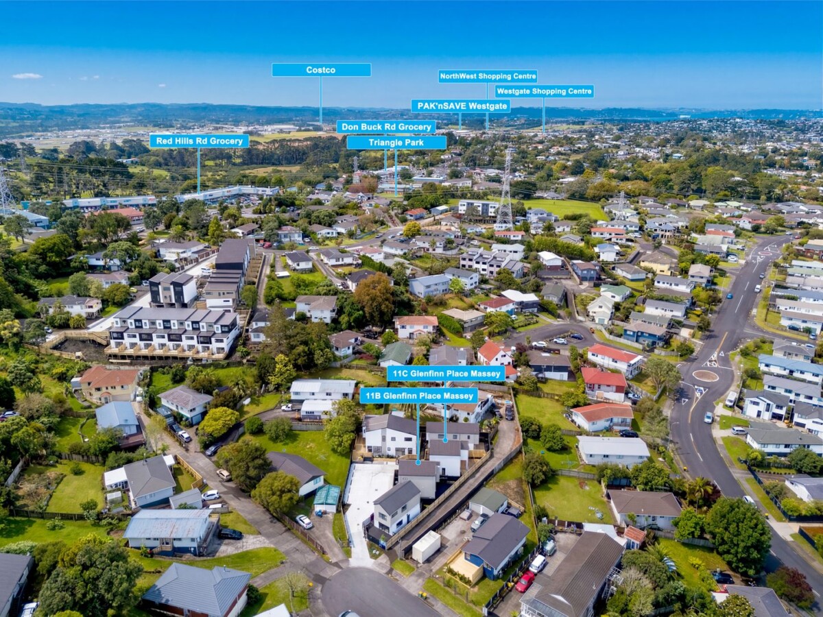 Brandnew standalone 3 beds 1.5 baths home with car park, just minutes from key amenities including Westgate Shopping Centre, motorway access, with Massey Primary and Massey High School within easy walking distance, along with zoning for St Paul’s School, 3/11 Glenfinn Place, Massey, Auckland