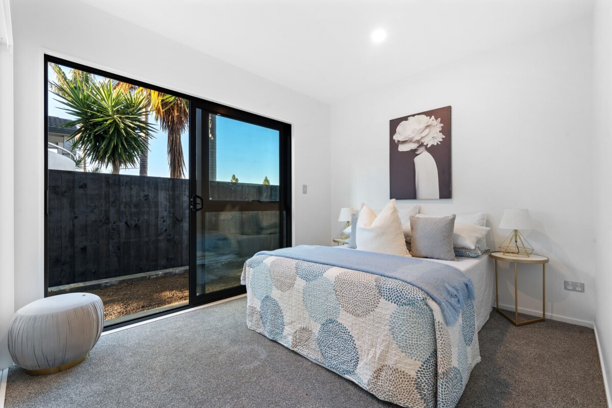 Sea views, 250m2 Brandnew standalone 5 beds 3 baths on 277m2 section, minutes to supermarkets, cafes, great schools, and shopping center, 73C Wiseley Road, West Harbour, Auckland