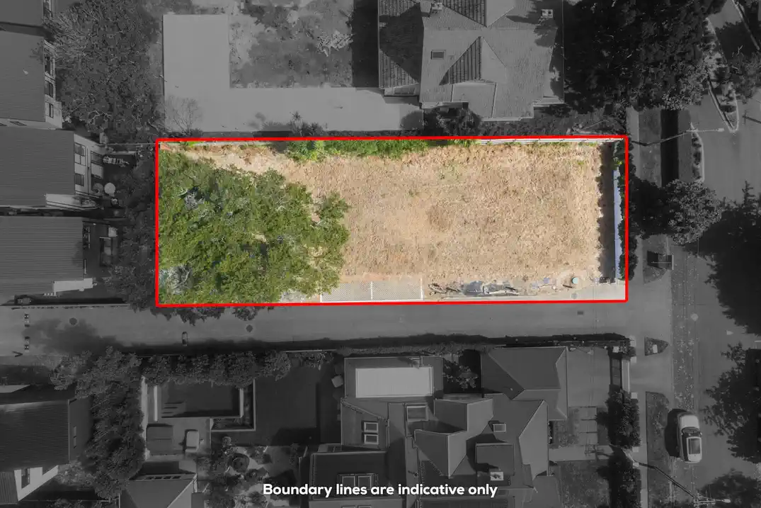 Must sell, vendor is moving to Australia, Double Grammar school zone, 602m2 section, available concept plans for a large six-bedroom luxury residence with a freestanding two-bedroom granny flat, 0.8 km to Epsom Girls’ Grammar School, 1.6 km to Auckland Grammar, 26 Epsom Avenue, Epsom, Auckland
