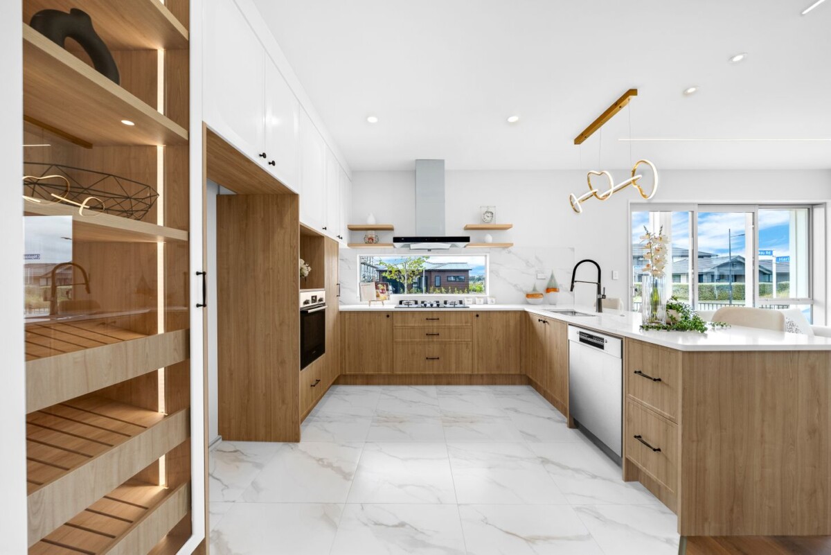 253m2 Brandnew 5 beds 4 baths house with double garage on 345m2 section, close to reserves, cafés, schools, and with easy motorway access, 50 Hari Road, Karaka, Auckland