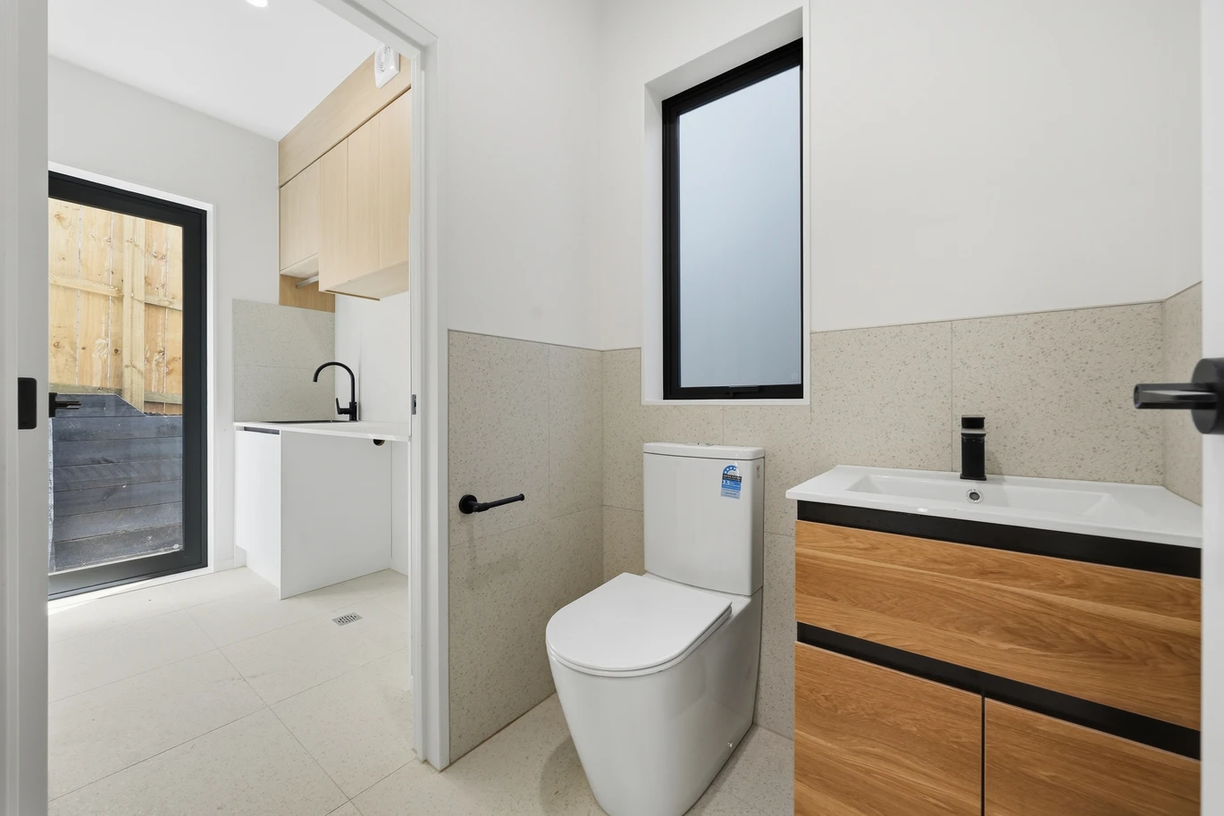 Stamford’s 10-Year Building Warranty Insurance, Standalone freehold New 4 beds 2 baths home with garage, close to schools, shops, Maungakiekie Golf Course & Margaret Griffen Park, zoned for Lynfield College, Marshall Laing Primary, Blockhouse Bay Intermediate,  Lot 3/59 Dundale Avenue, Blockhouse Bay, Auckland