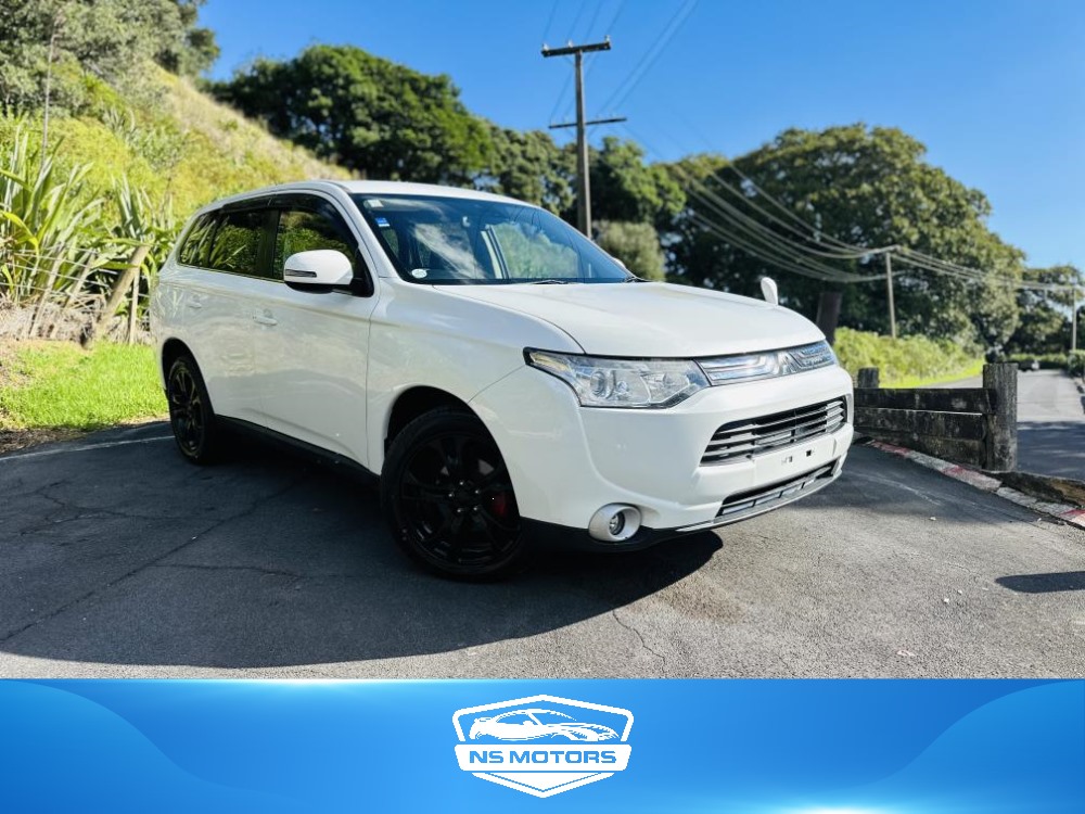 2013 Mitsubishi Outlander 24G SAFTY PACKAGE !! TOP SPEC !! RV/SUV Tiptronic, 5 seats, New Import, Petrol, 2,400 cc, 45,251 km