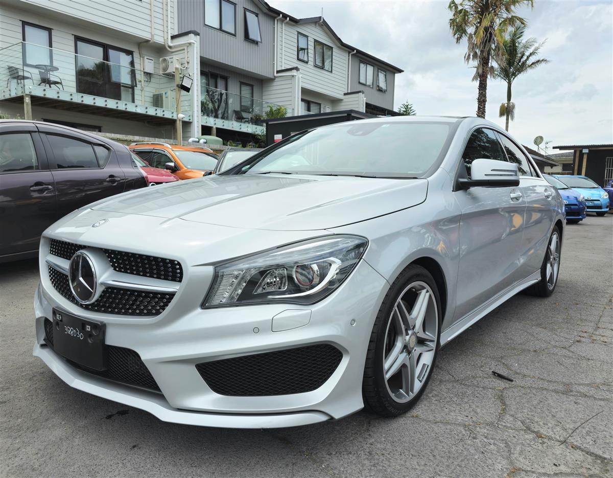 2014 Mercedes-Benz CLA 250 **Cruise Control**Half Leather Seats**Memory & Electric Seats**Factory Mags**Reversing Camera** Sedan Automatic, 5 seats, Silver, Petrol, 1,991 cc, 71,598 km