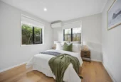 Brick and tile 3 beds 2 baths house with garage and sunroom on 348m2 section, close to the village, Blockhouse Bay Primary, 27A Exminster Street, Blockhouse Bay, Auckland