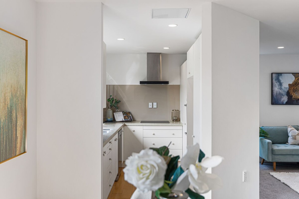 Vendors cashing out, Double Grammar School zone, 185m2 4 beds 2.5 baths house with double garage on 263m2 section, zoned for Auckland Grammar and Epsom Girls Grammar school, Victoria Avenue School and Baradene College are both within an easy 5-7 minute walk, moments from Remuera Village, 1/35 Sonia Avenue, Remuera, Auckland