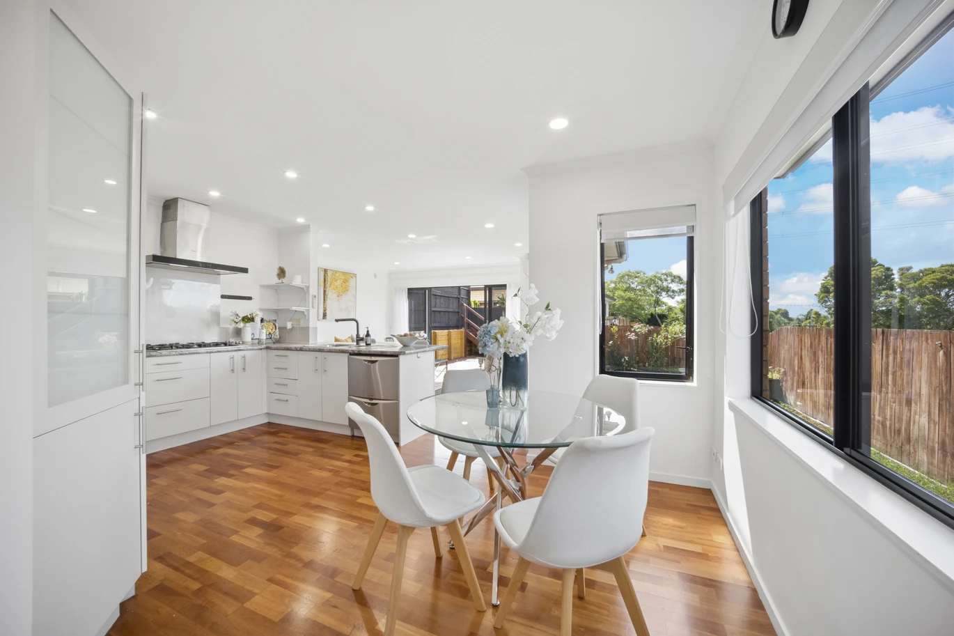 209m2 4 beds 2.5 baths house with double garage on 428m2 section, close to local amenities, parks, and public transport, Zoned for Halsey Drive Primary & Lynfield College, 50 Halsey Drive, Lynfield, Auckland