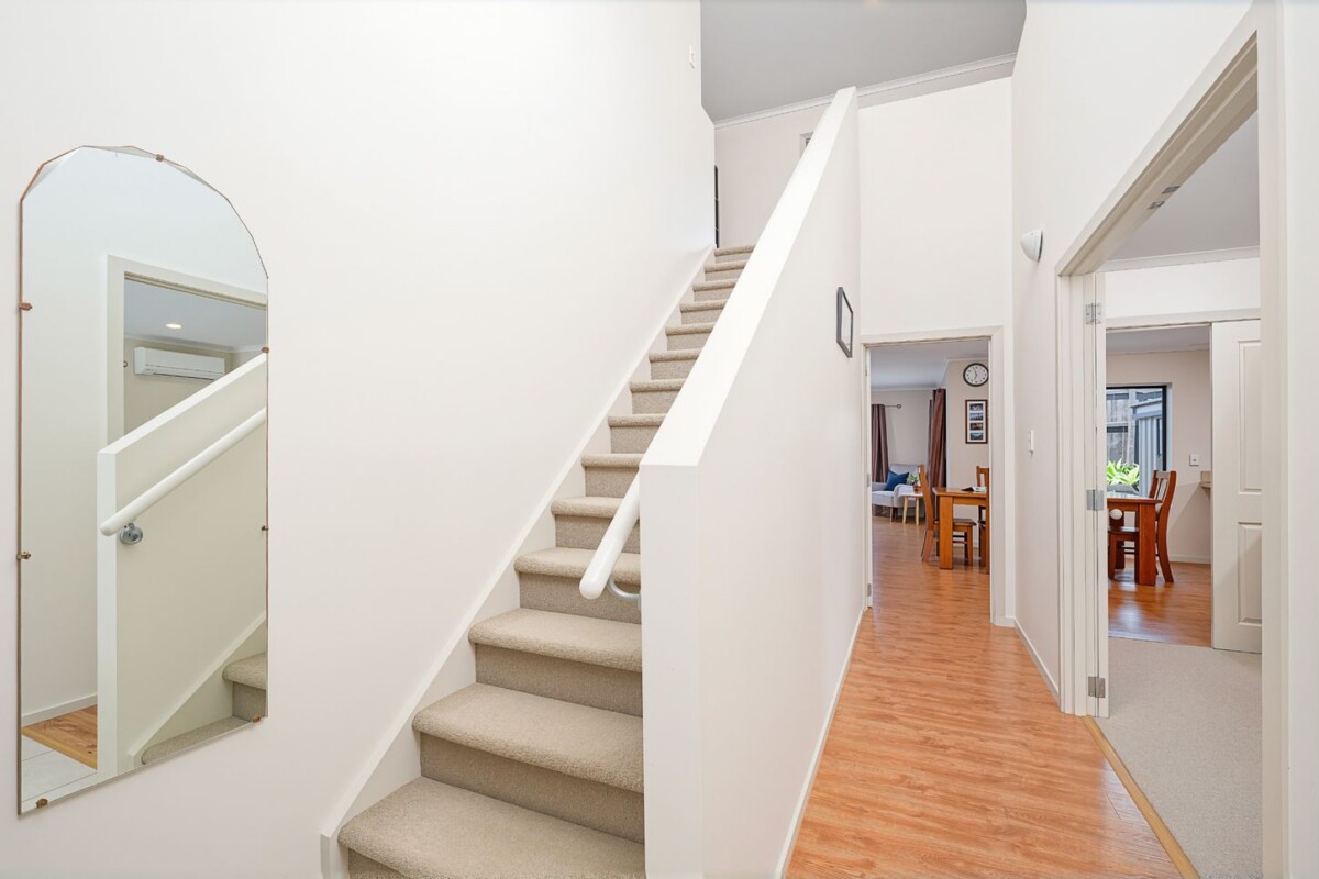 Once in 20 years, Owner downsizing, 240m2 5 beds 3.5baths house with double garage on 512m2 section, within walking distance to local schools, including zoning for both Summerland Primary and Western Heights School. With Henderson and Lincoln Road amenities just a short drive away, 48 Basra Drive, Henderson, Auckland