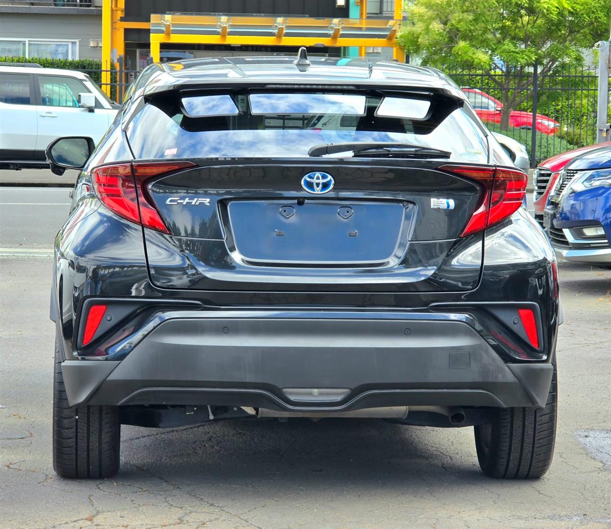 2020 Toyota C-HR **FaceLift G Model**Cruise Control**RV/SUV Automatic, Black, 5 seats, Hybrid, 1,797 cc, 98,472 km