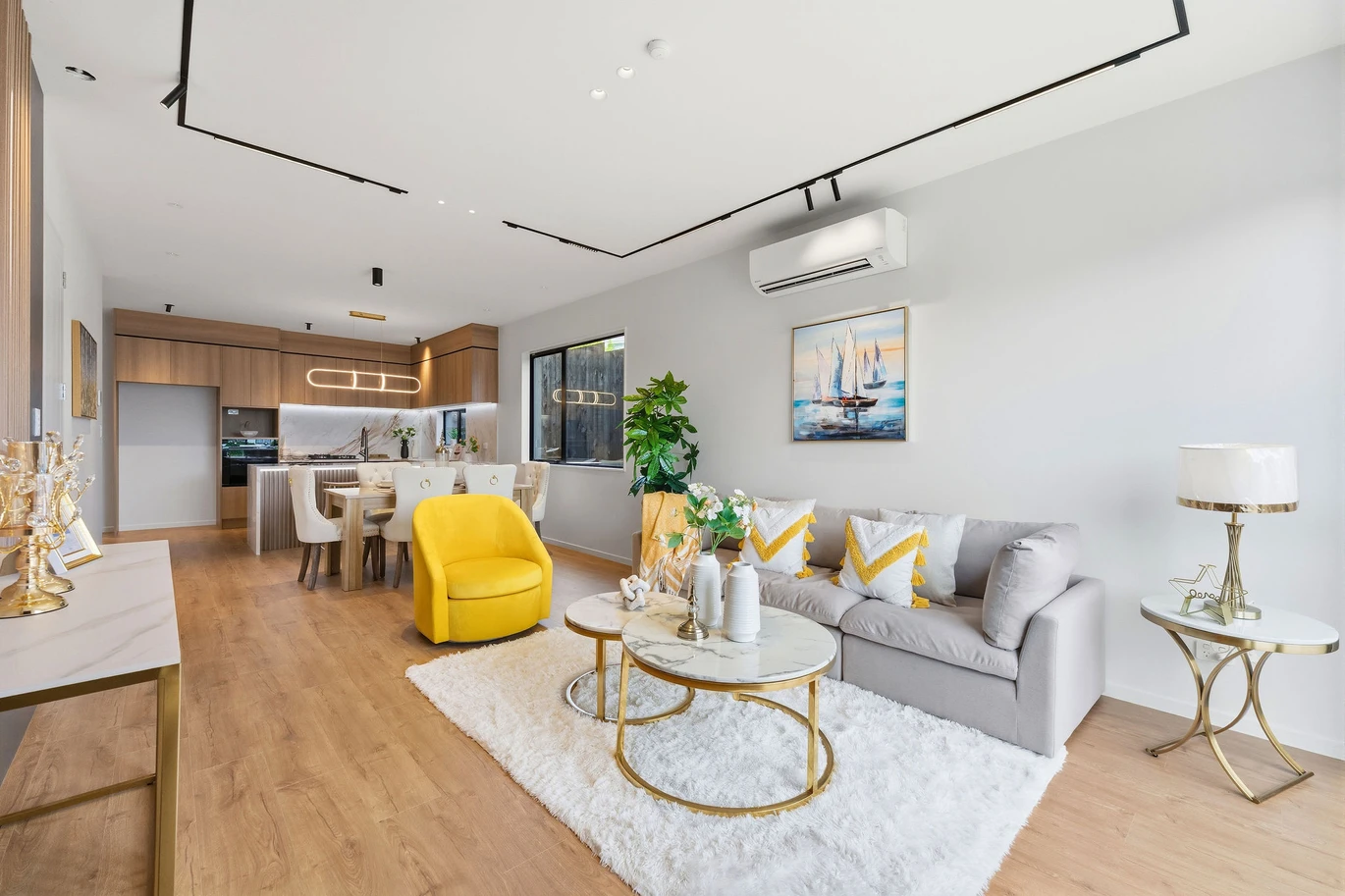 Brandnew standalone 4 beds 2.5 baths home with garage, move-in ready, close to schools, shopping centre, beaches, Lot 2/1 Sheralee Place, Bucklands Beach, Auckland