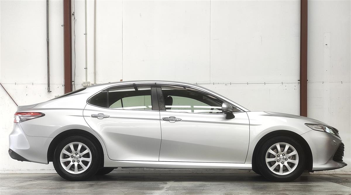 2020 Toyota Camry X HYBRID/GRADE 4/Sedan Automatic, Silver, 5 seats, New Import, 2,500 cc, 79,174 km