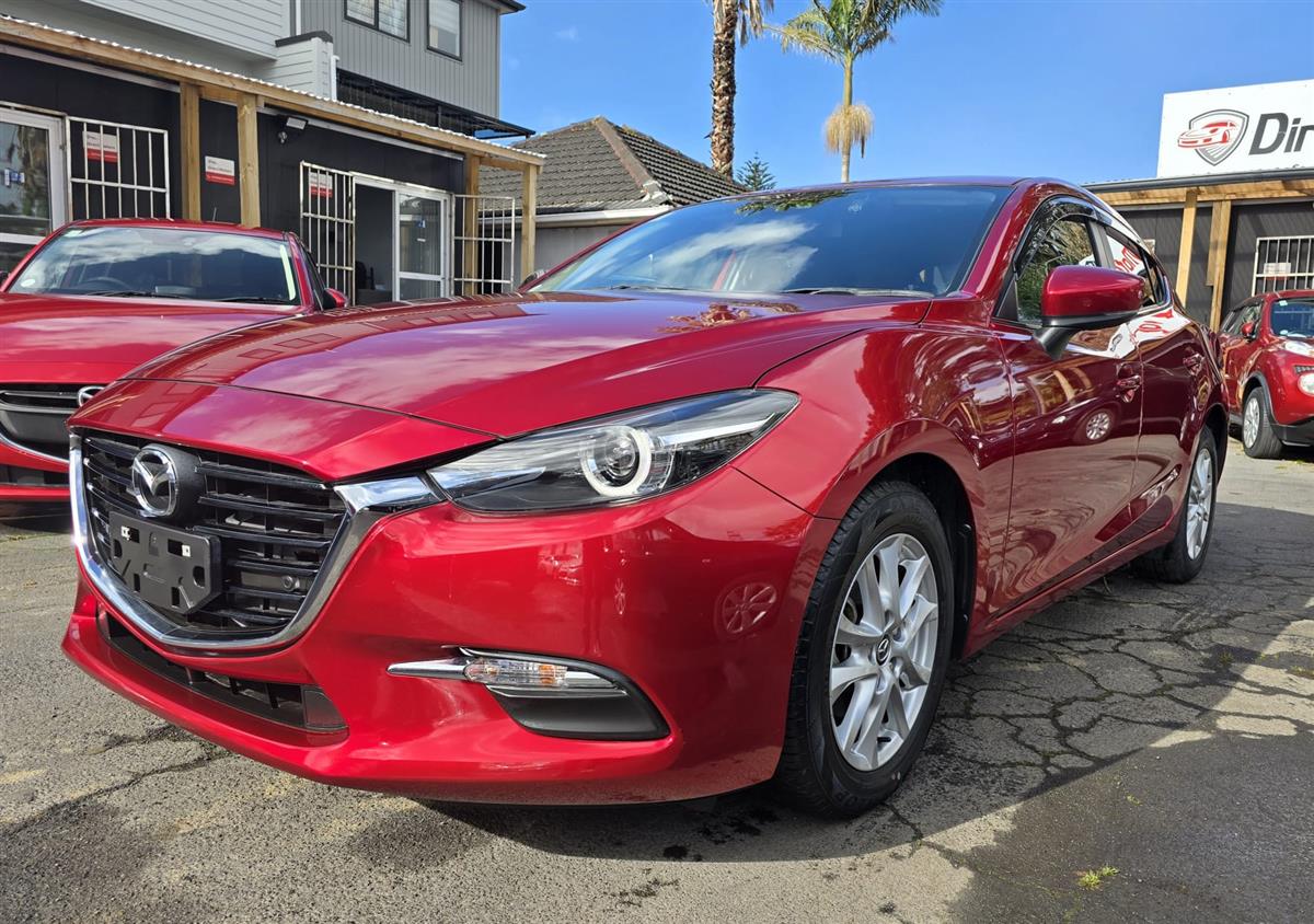 2017 Mazda Axela **Cruise Control**I-Stop Model** Hatchback Automatic, 5 seats, Petrol, 1,496 cc, 82,246 km