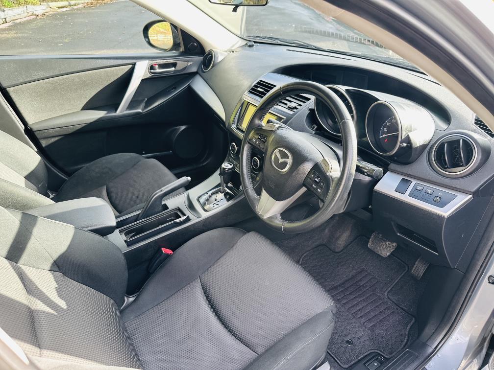 2012 Mazda Axela 20S SPORTS !! SKYACTIVE ENGINE !! Sedan Tiptronic, Silver, 5 seats, New Import, Petrol, 2,000 cc, 75,399 km