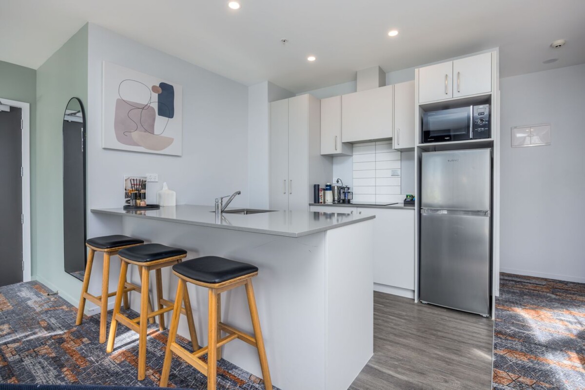 Double Grammar school zone, 72m2 2 beds 2 baths apartment, zoned for Auckland Grammar and Epsom Girls Grammar school, Just a short walk to Westfield Newmarket, 201/43C Gillies Avenue, Epsom, Auckland