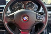 2012 BMW 320i **Leather Seats**Sedan Automatic, Blue, 5 seats, Petrol, 1,997 cc, 38,760 km
