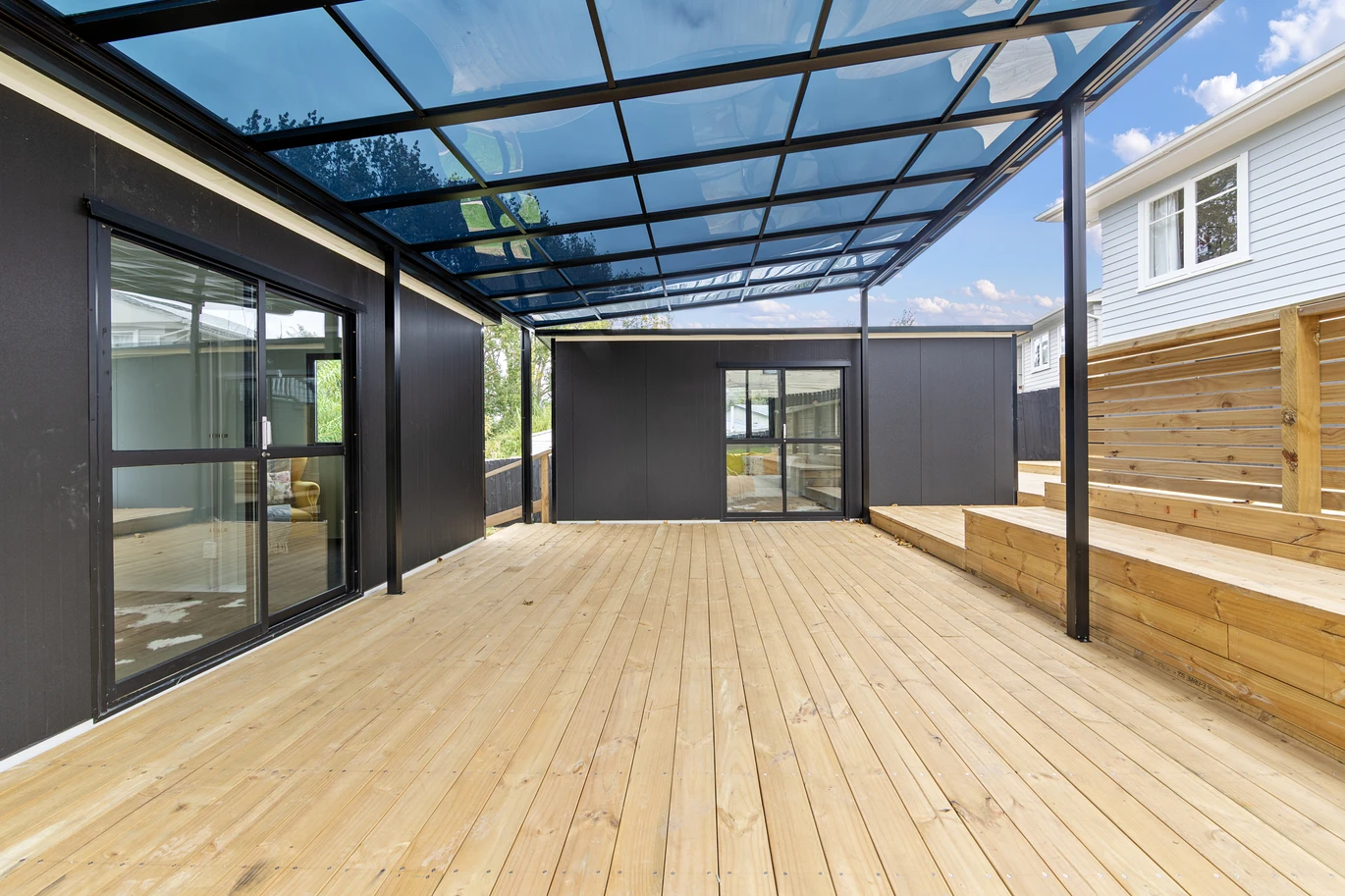 658m2 section, Fully renovated 3 beds 1 bath house with 6 utility rooms and brandnew deck, close to shopping centres, schools, motorway access, 42 Williams Crescent, Otara, Auckland