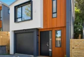 Brandnew standalone 4 beds 2.5 baths home with garage by Crum Park, close to schools, supermarket, Lynn Mall, zonfed for Green Bay Primary/Intermediate and Green Bay High School, Glen Eden Intermediate, 48 Hilling Street Titirangi, Auckland