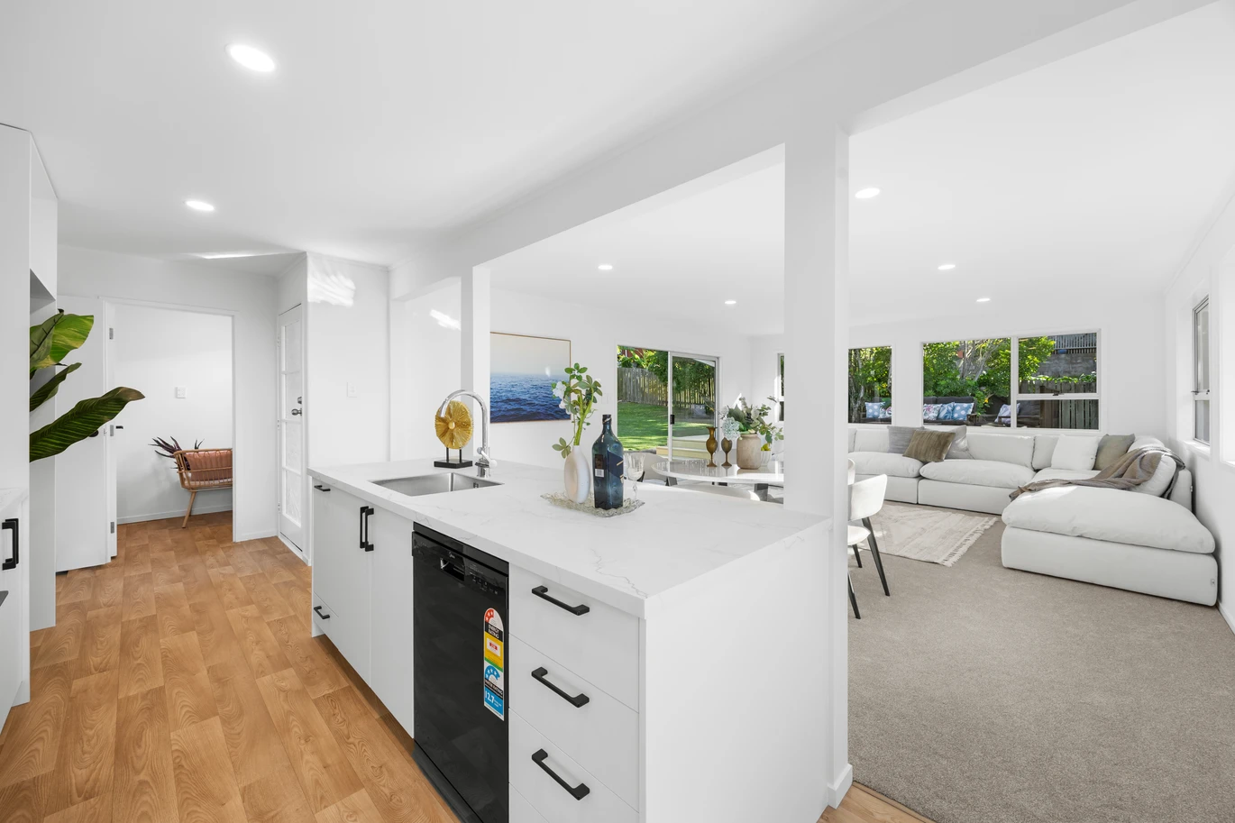 160m2 2 beds 2 baths house with garage on 724m2 section, A separate garage adds practicality and flexibility, offering secure parking, workshop space, or additional storage. With plenty of off-street parking available. 9 Osmond Court, Sunnyvale, Auckland