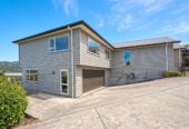 Into The Woods, 257m2 4 beds 2 baths house with double garage on 3.6ha land, Set in the peaceful hills of Waiatarua, this is a property that truly feels like a world away from suburbia-yet is still just a short drive to shops, schools, and transport links, 220 Forest Hill Road, Waiatarua, Auckland