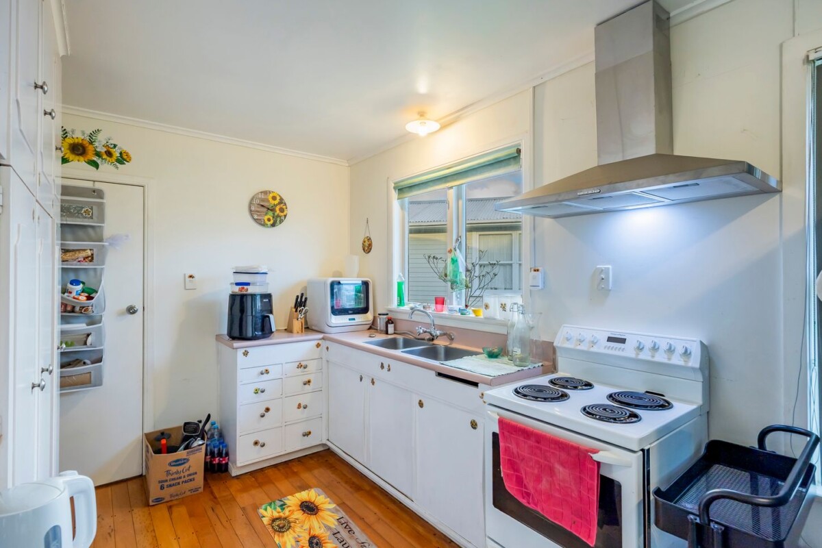 685m2 section With RC for 5 standalone homes, 3 beds 1 bath house with garage, currently rented, minutes from shops, supermarkets and the retail stores along Lincoln Road, easy motorway access, 67 Te Kanawa Crescent, Henderson, Auckland