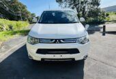 2013 Mitsubishi Outlander 24G SAFTY PACKAGE !! TOP SPEC !! RV/SUV Tiptronic, 5 seats, New Import, Petrol, 2,400 cc, 45,251 km