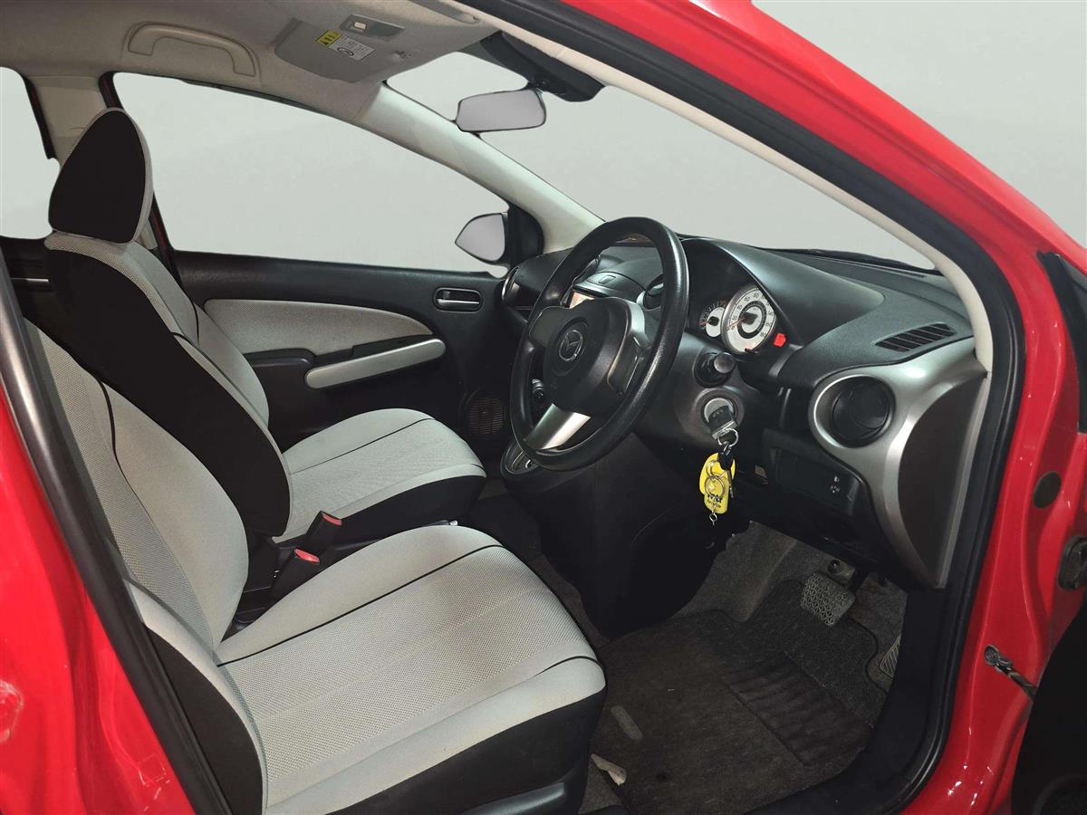 2010 Mazda Demio Excellent condition !! Hatchback Automatic, 5 seats, Petrol, 1,340 cc, 143,226 km