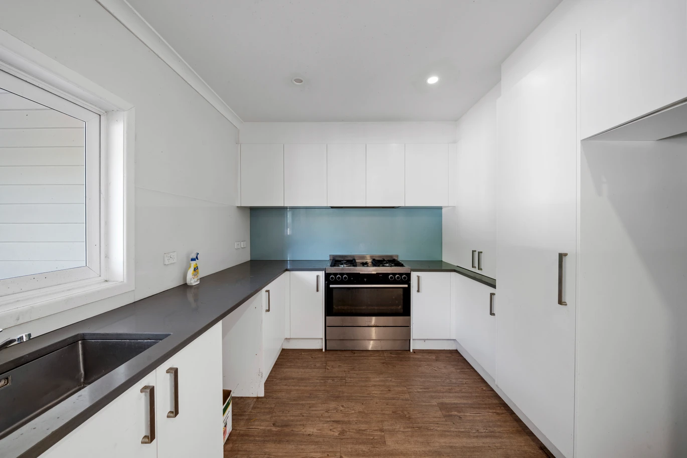 4 TITLES., 3,841m2 section, Dual street access, Operating motel, 14-room ensuite motel (trading now), 5-bedroom dwelling, 2 x 2 bedroom self-contained + additional 1 x 1 bedroom self contained, close to schools shops, supermarkets, train station, motorway access, 341/343 Great South Road & 60/60A East Street Papakura, Auckland