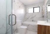 For rent, 4 beds 2 baths house with garage, Available Now, 5C Devon Road, Bucklands Beach, Auckland