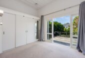 Double Grammar school zone, 3 beds 2 baths house with carport on 675m2 section, close to parks, reserve, schools, Newmarket shopping centre, zoned for Victoria Avenue School, Remuera Intermediate, Auckland Grammar, and Epsom Girls Grammar, 141 Bassett Road, Remuera, Auckland