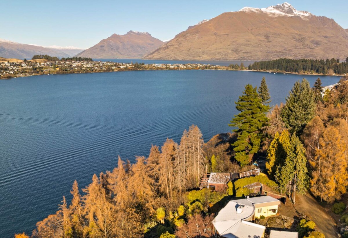 1662m2 section, With a front-row seat to breathtaking 180-degree views of Lake Wakatipu, Adjacent to the scenic Frankton-Queenstown walking/biking track and just minutes from central Queenstown, zoned High Density Residential Zone. 1.6 km to St Joseph’s School (Queenstown), 2.1 km to Queenstown Primary School, 317 Frankton Road, Queenstown, Auckland