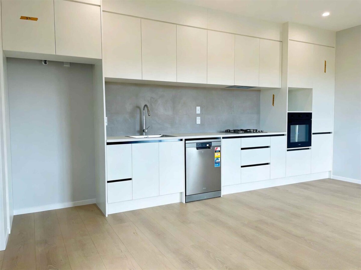 10-Year Master Build Guarantee, Brandnew 2 beds 1 bath home with car park, Walking distance to a local primary school, Handy to shops, amenities, and motorway access, 1B Humarie Way, Drury, Auckland