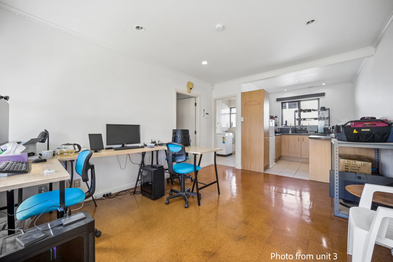 5 x 1-bed units ( each unit 1 bed 1 bath 1 car park) on 835m2 section, offers an estimated rental return of $2,250 per week, minutes from Kingsland and Grey Lynn villages, easy motorway access, schools nearby, including Western Springs College, Mt Albert Grammar School, Auckland Girls’ Grammar School, and Kowhai Intermediate. 1-5/1 Derwent Street, Western Springs, Auckland
