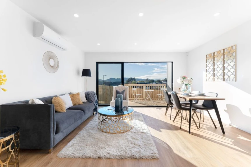 213m2 5 beds 3 baths house with double garage on 582m2 section, 3 beds home plus 2-beds granny, currently rented at $950 per week, Walk to schools & Warkworth town centre, Short drive to beaches, wineries & regional parks, 13 Titapu Road Warkworth, Auckland