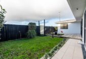 Once in 27 years, Next to Liston Park, Standalone 3 beds 1 bath house wit garage, close to Remuera Golf Course and the Lunn Avenue shops, Meadowbank Shopping Centre, Zoned for Remuera Intermediate and Selwyn College, 4/53A Abbotts Way, Remuera, Auckland