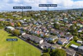 Once in 27 years, Next to Liston Park, Standalone 3 beds 1 bath house wit garage, close to Remuera Golf Course and the Lunn Avenue shops, Meadowbank Shopping Centre, Zoned for Remuera Intermediate and Selwyn College, 4/53A Abbotts Way, Remuera, Auckland