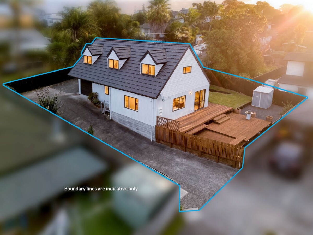 Must sell fast, Vendors Have Bought, 179m2 4 beds 2 baths house with garage on 565m2 section, close to local schools, shops, and motorway access, 54 Zefiro Drive, Massey, Auckland