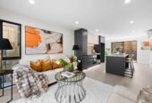 Brandnew 4 beds 3.5 baths home with garage, 1 ensuite ground floor, close to shopping centres, schools, golf club, 0.3 km to Botany Downs School, 7B Maroubra Place, Botany Downs, Auckland