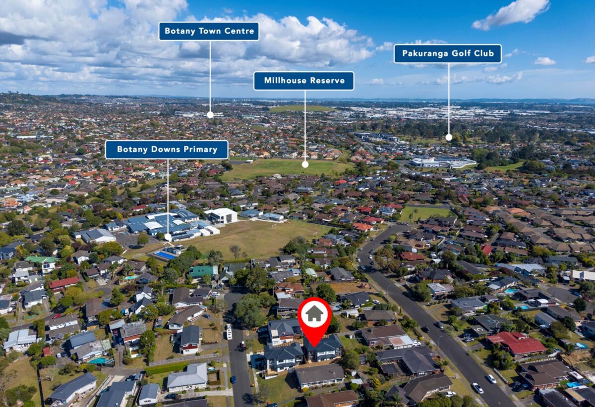 Brandnew 4 beds 3.5 baths home with garage, 1 ensuite ground floor, close to shopping centres, schools, golf club, 0.3 km to Botany Downs School, 7D Maroubra Place, Botany Downs, Auckland