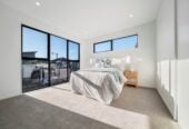Must sell, 10 Year Residential Guarantee, Brandnew 4 beds 2.5 baths house with garage, Easy walk to the beach, 0.7 km to Scott Point School, Lot 1, 3 Turret Lane, Hobsonville, Auckland