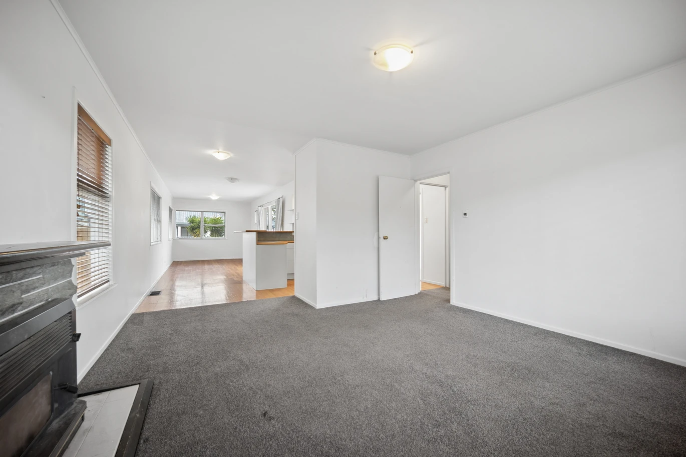 120m2 3 beds 1 bath house with garage on 675m2 section, conveniently situated near quality schooling, public transport, and Green Bay Village, 32 Taupo Street, Green Bay,, Auckland