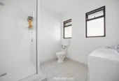 5 x 1-bed units ( each unit 1 bed 1 bath 1 car park) on 835m2 section, offers an estimated rental return of $2,250 per week, minutes from Kingsland and Grey Lynn villages, easy motorway access, schools nearby, including Western Springs College, Mt Albert Grammar School, Auckland Girls’ Grammar School, and Kowhai Intermediate. 1-5/1 Derwent Street, Western Springs, Auckland