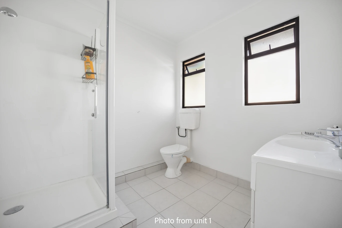 5 x 1-bed units ( each unit 1 bed 1 bath 1 car park) on 835m2 section, offers an estimated rental return of $2,250 per week, minutes from Kingsland and Grey Lynn villages, easy motorway access, schools nearby, including Western Springs College, Mt Albert Grammar School, Auckland Girls’ Grammar School, and Kowhai Intermediate. 1-5/1 Derwent Street, Western Springs, Auckland