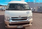 2017 Toyota Hiace Van Automatic, White, 10 seats, Petrol, 2,690 cc, 146,168 km